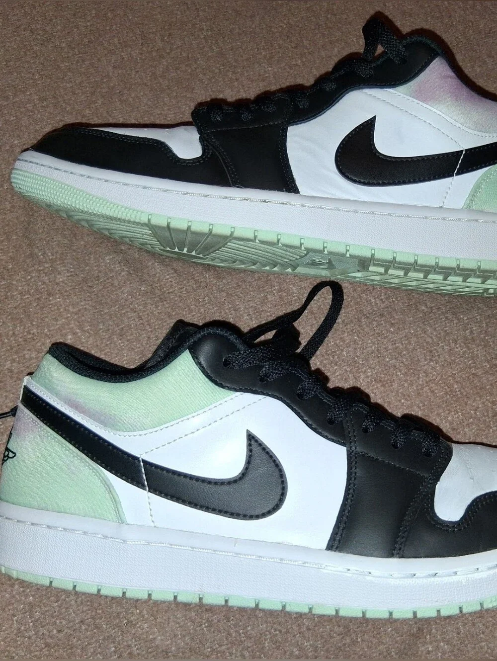 Men'sNike Black And White Tye Dye Low-Top Sneakers Size 12